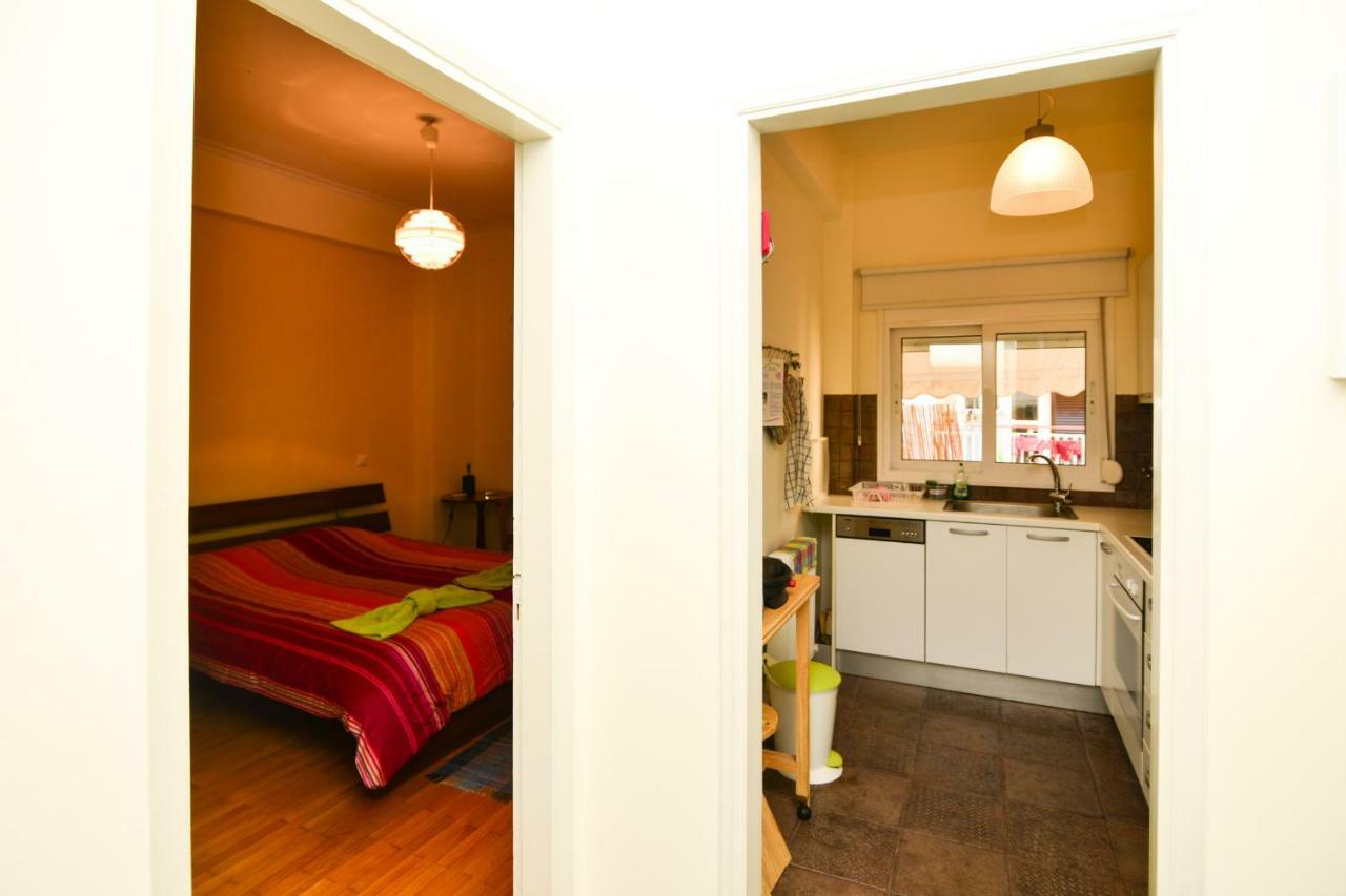 Apartamento Acropolis Area 5 Minutes To The Museum And Metro Atenas Exterior foto