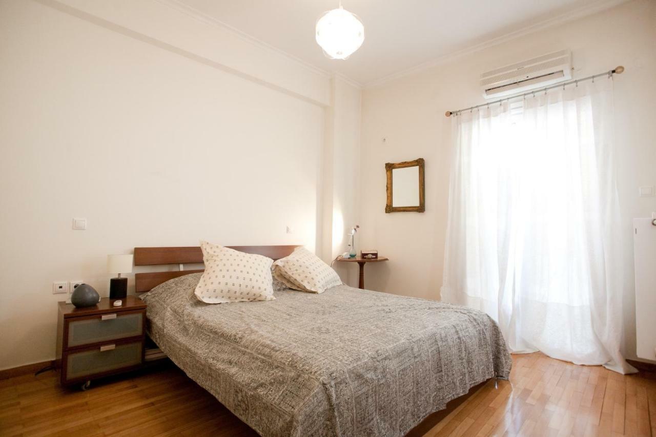 Apartamento Acropolis Area 5 Minutes To The Museum And Metro Atenas Exterior foto