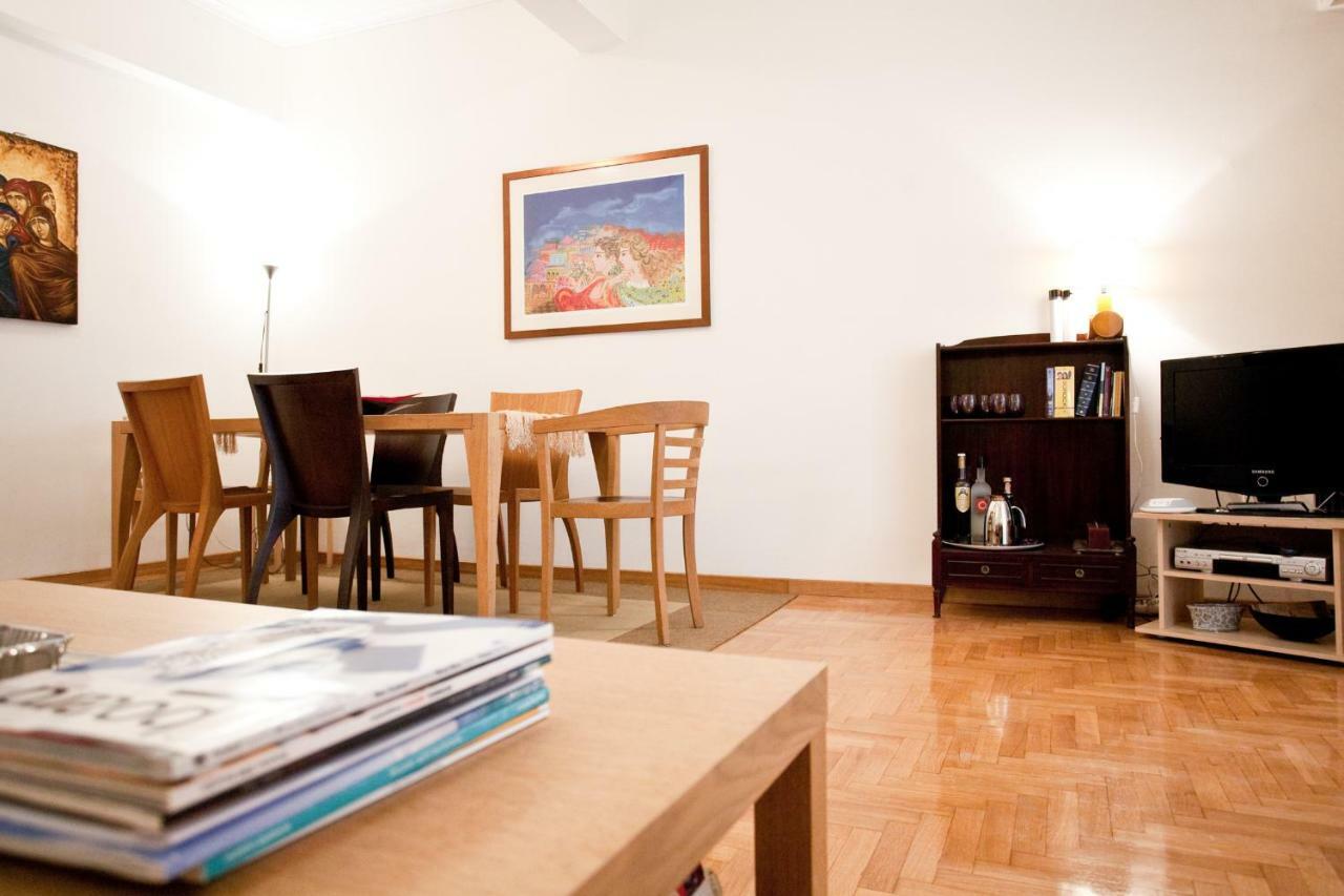 Apartamento Acropolis Area 5 Minutes To The Museum And Metro Atenas Exterior foto